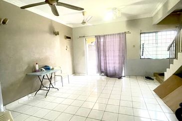 Jalan Puchong Utama 12/7D