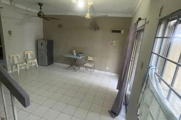 Jalan Puchong Utama 12/7D