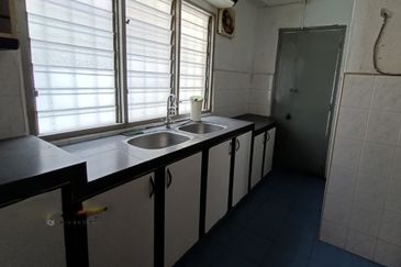 Jalan Bandar Puchong Jaya 