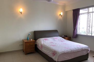 Perdana View Condominium