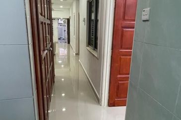 Taman Kinrara Seksyen 1