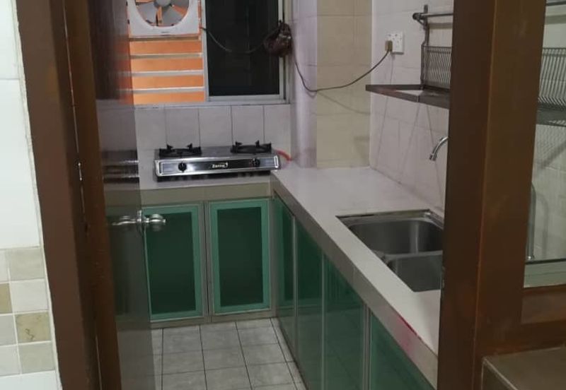 Puteri Bayu Apartment