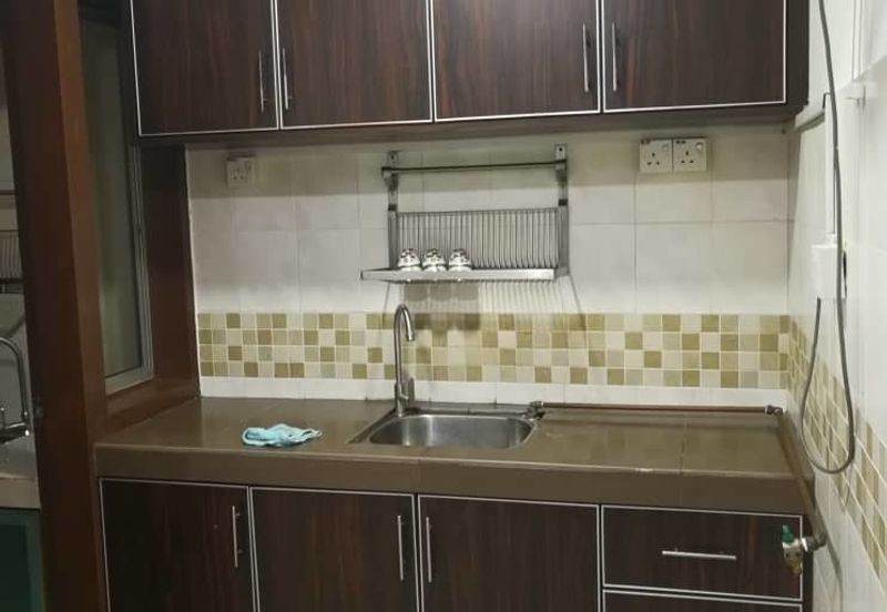 Puteri Bayu Apartment