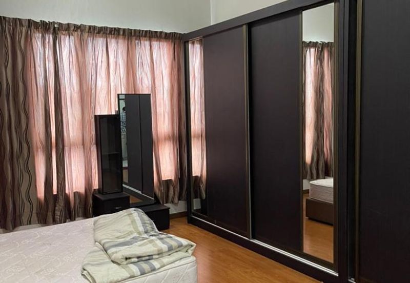 Zefer Hill Residence