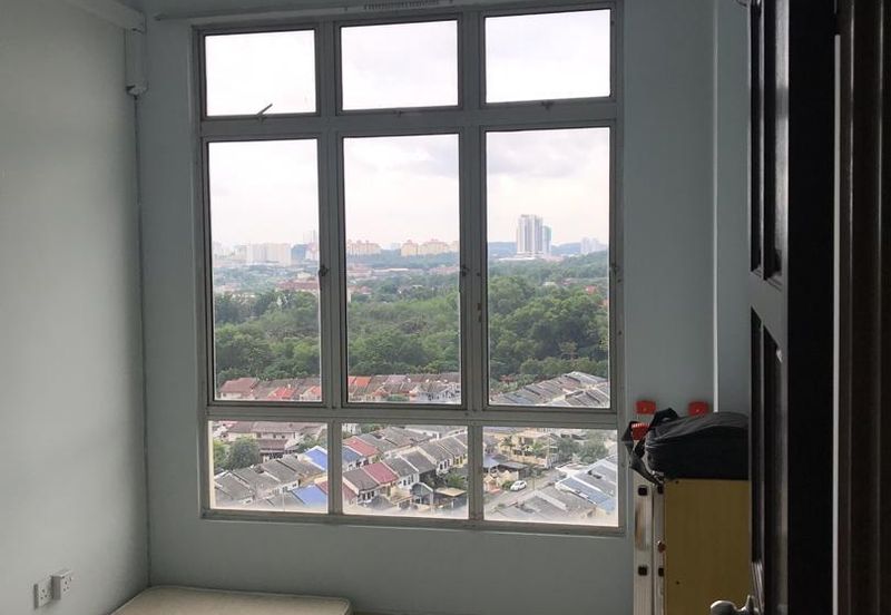 Zefer Hill Residence