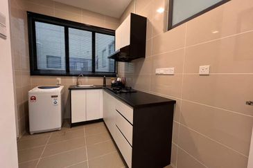 Waltz Residences @ Paradigm Garden City