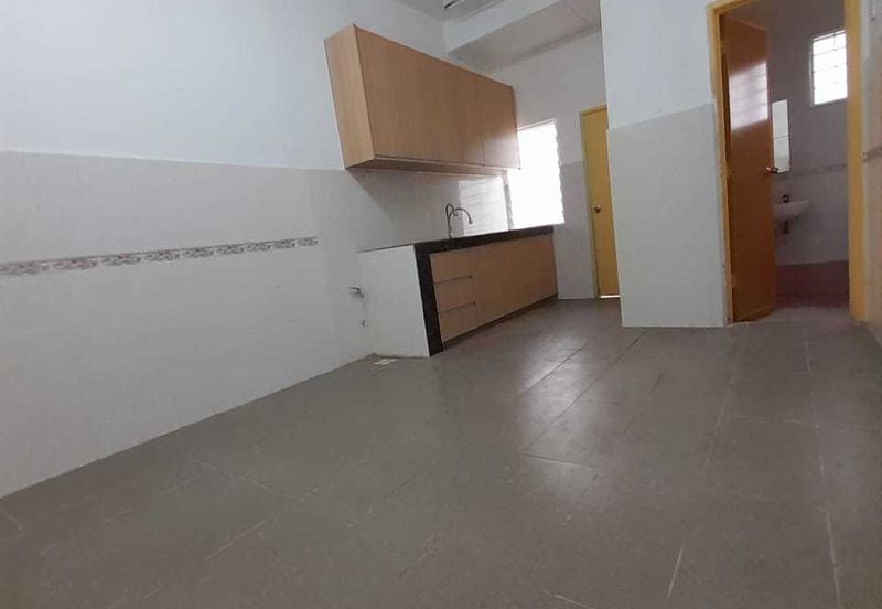Bandar puteri @ 2 Storey House ready to move in 