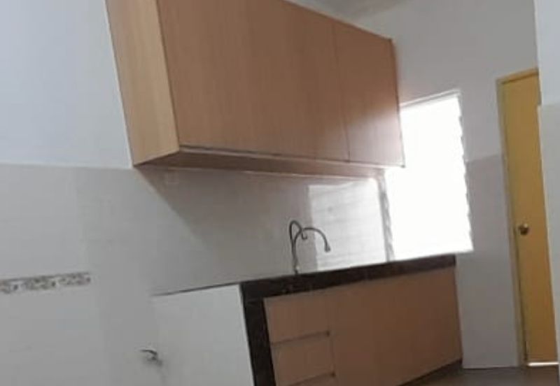 Bandar puteri @ 2 Storey House ready to move in 
