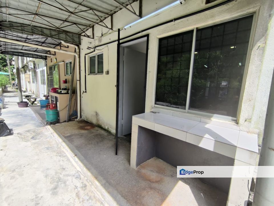Bandar puchong jaya @2 Storey House ready move in condition Renovated unit BIG Units , Selangor, Puchong