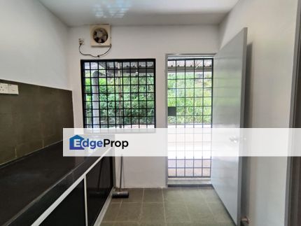 Bandar puchong jaya @2 Storey House ready move in condition Renovated unit BIG Units , Selangor, Puchong