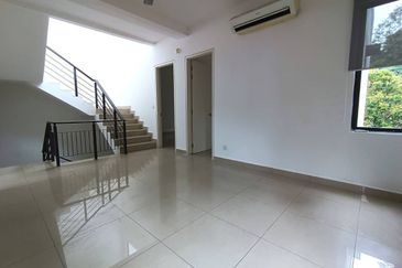 Andana Villa @ D'Alpinia