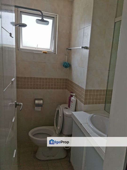 Puteri bayu, fully furnished, renovated unit, ready move in condition , Selangor, Bandar Puteri Puchong