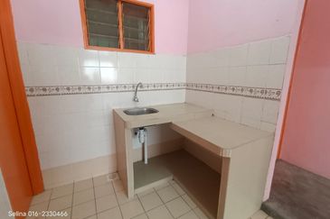 Sri Dahlia Apartment