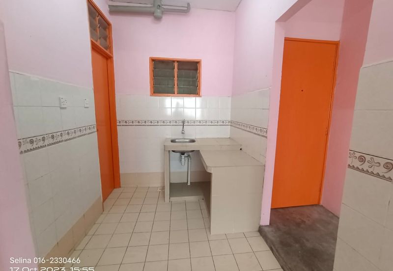 Sri Dahlia Apartment