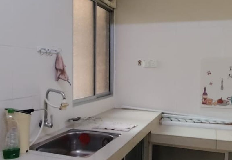 Pangsapuri Putra Impian, Taman Pinggiran Putra