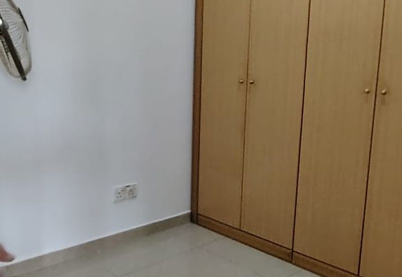 Pangsapuri Putra Impian, Taman Pinggiran Putra