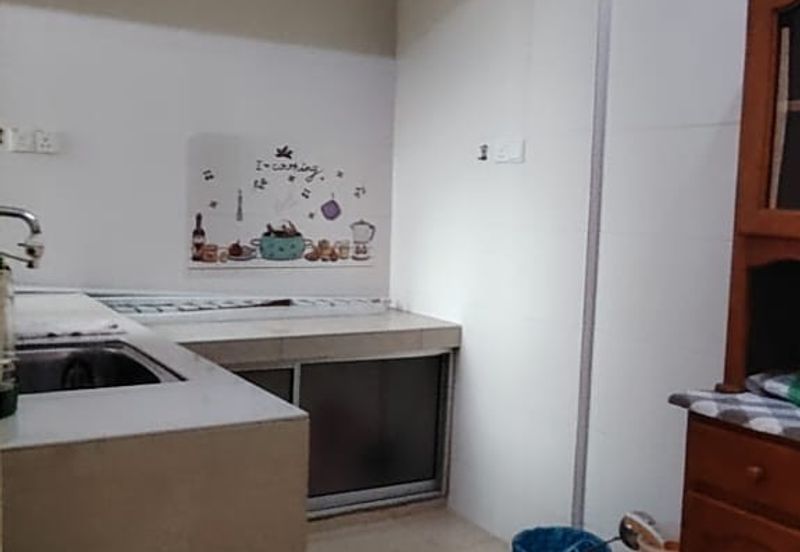 Pangsapuri Putra Impian, Taman Pinggiran Putra