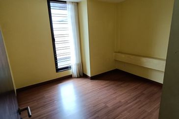 Jalan Bandar Kinrara 6G/1D