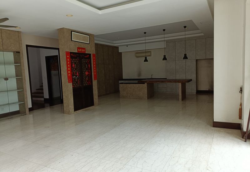 Jalan Bandar Kinrara 6G/1D