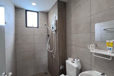 LBS Skylake Residence