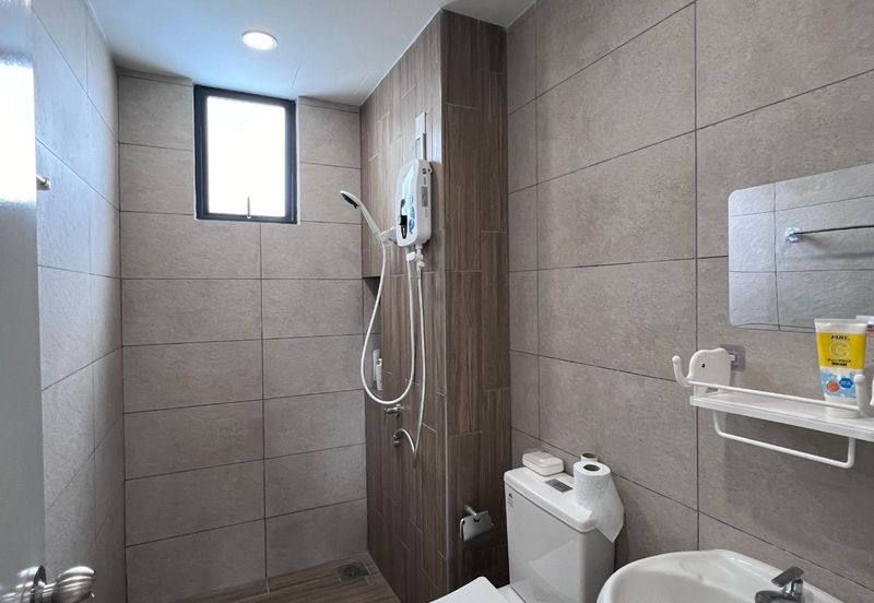 LBS Skylake Residence