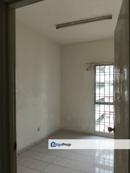 Sutramas Apartment ,puchong,taman wawasan,,selangor, Selangor, Puchong