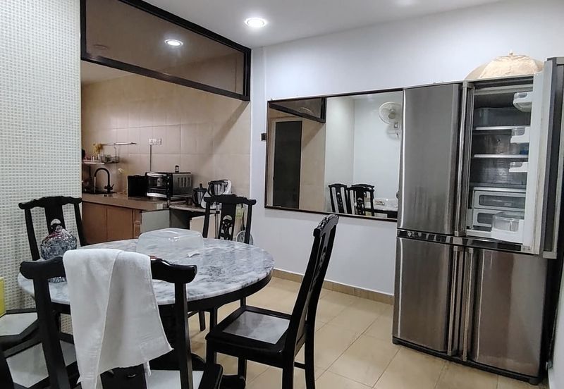 Taman Saujana Puchong