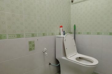 Taman Saujana Puchong