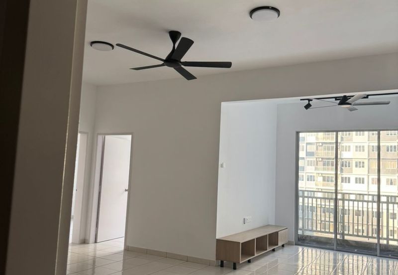 Seri Topaz Apartment