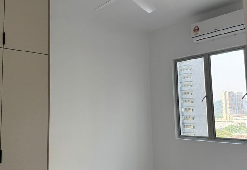 Seri Topaz Apartment