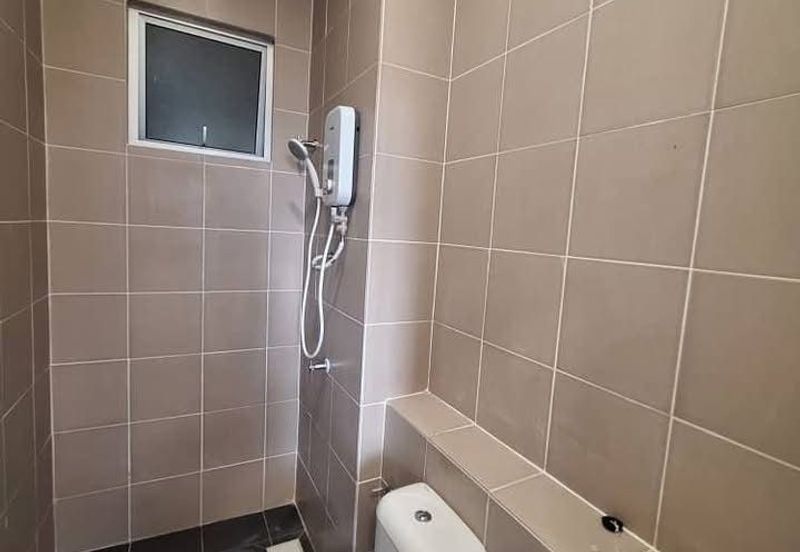 Seri Topaz Apartment