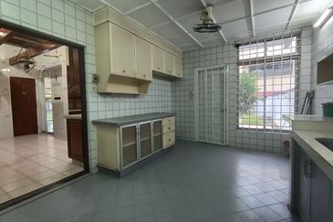 Happy Garden (Taman Gembira)