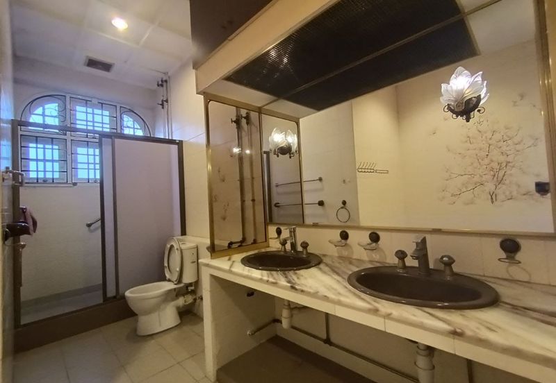 Happy Garden (Taman Gembira)