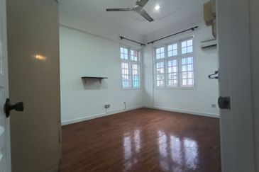 Happy Garden (Taman Gembira)