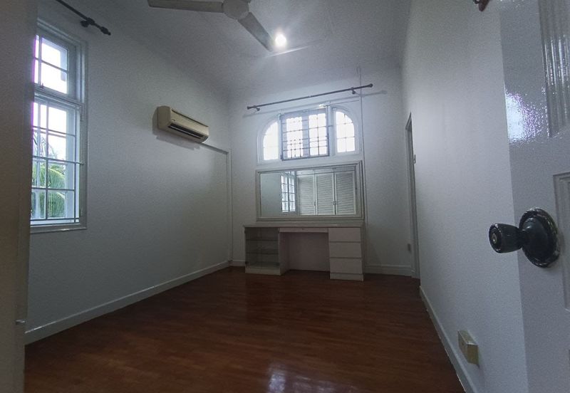 Happy Garden (Taman Gembira)