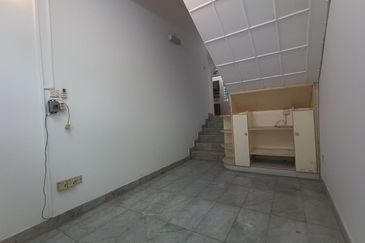 Happy Garden (Taman Gembira)