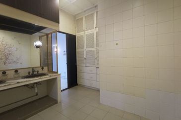 Happy Garden (Taman Gembira)