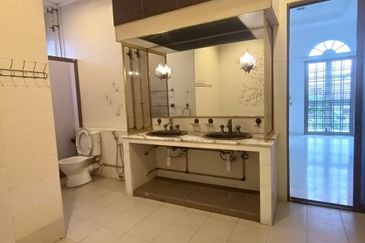 Happy Garden (Taman Gembira)