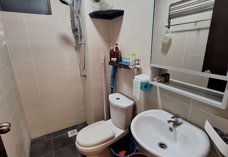 Residensi Zamrud (Zamrud Residensi)