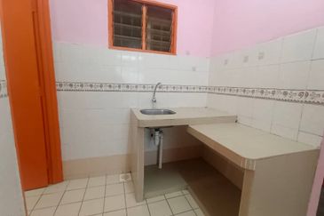 Sri Dahlia Apartment