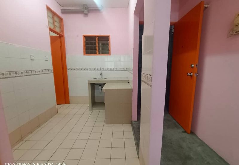 Sri Dahlia Apartment