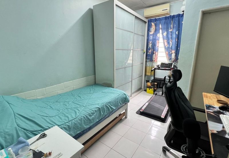 Taman Saujana Puchong