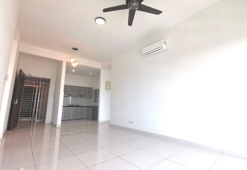 La Thea Residences @ 16 Sierra