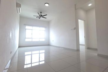 La Thea Residences @ 16 Sierra