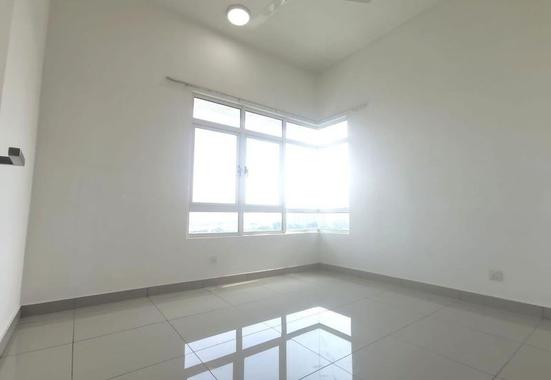 La Thea Residences @ 16 Sierra