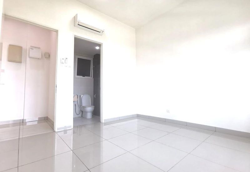 La Thea Residences @ 16 Sierra