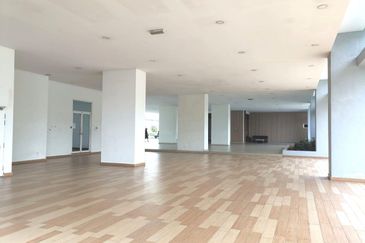 La Thea Residences @ 16 Sierra