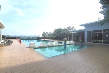 La Thea Residences @ 16 Sierra