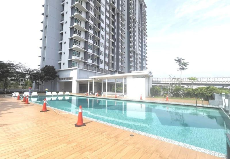 La Thea Residences @ 16 Sierra