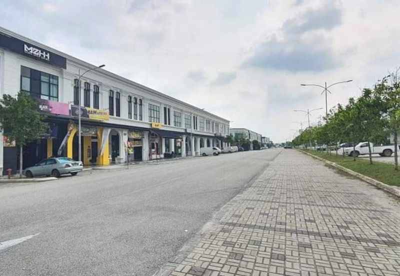 Ivoris @ Eco Majestic